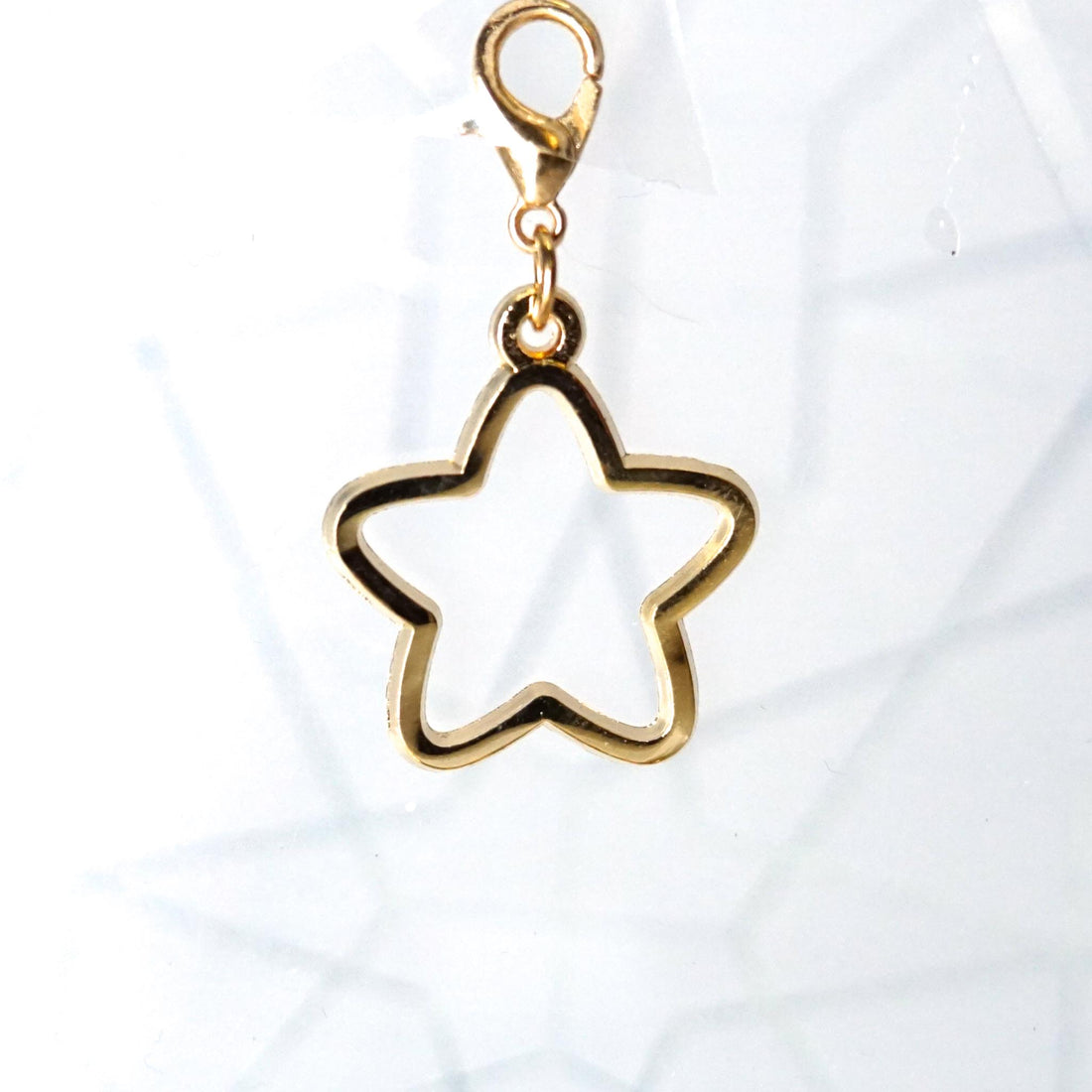 Star Zipper Pull